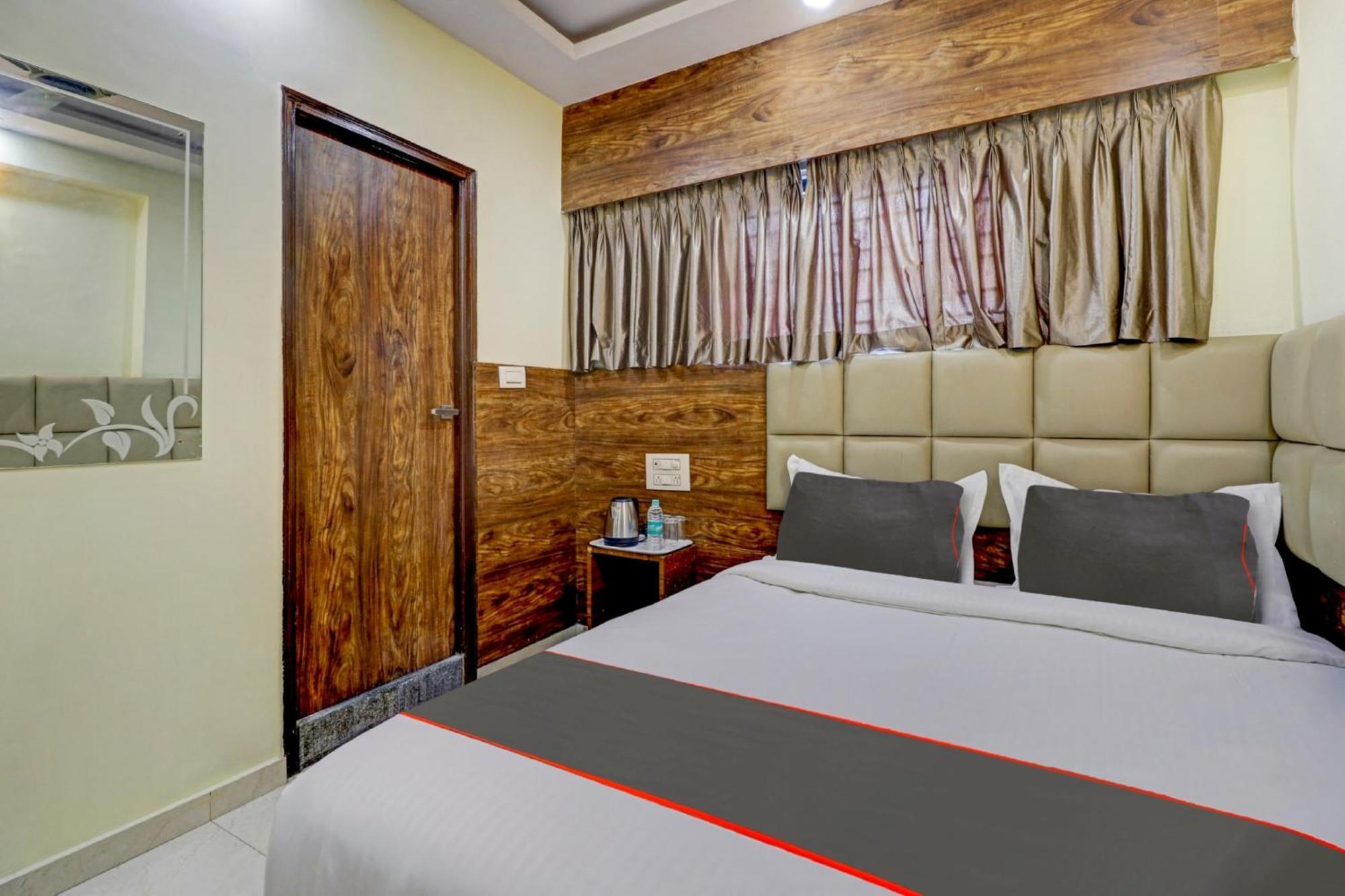 Collection O Karthika Residency Hotel Бангалор Екстериор снимка